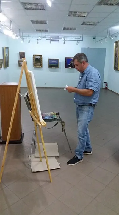 Зображення "Музейна копія Айвазовського" від Bogdan Burak, розмір: 40х50, матеріали:  Полотно. Олія, медіум: Живопис, місто: Бердянський художній музей імені Ісаака Бродського, серія: Пленер
